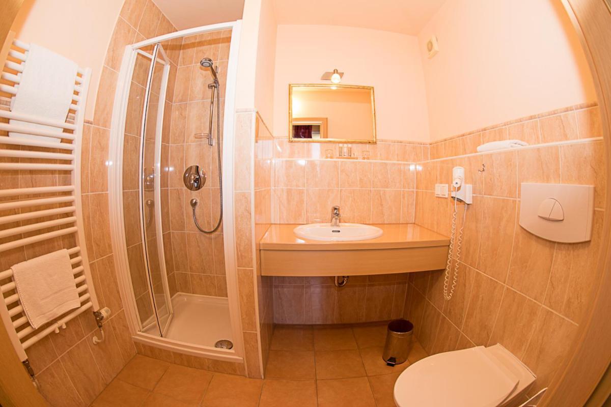 Gaestehaus Lorz Höchstadt an der Aisch Εξωτερικό φωτογραφία